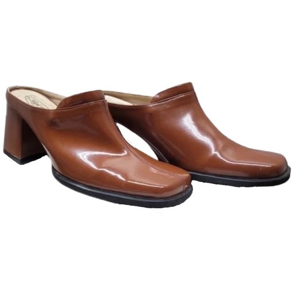 Patent Leather Light Brown Heeled Mule  (6.5/37) - Picture 1 of 5